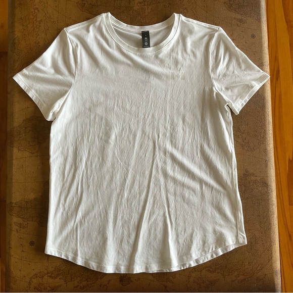 Lululemon Love Crew t-shirt Team Canada - Picture 3 of 10